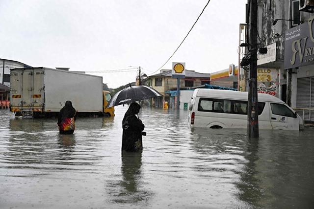 受强降雨天气影响，泰国、马来西亚多地遭遇严重洪灾